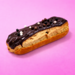 Éclair au chocolat
